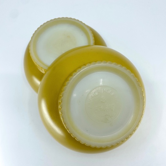 Pair of (2) Fire King Mustard Yellow Ribbed Bottom Soup Cereal Bowls - Picture 3 of 11